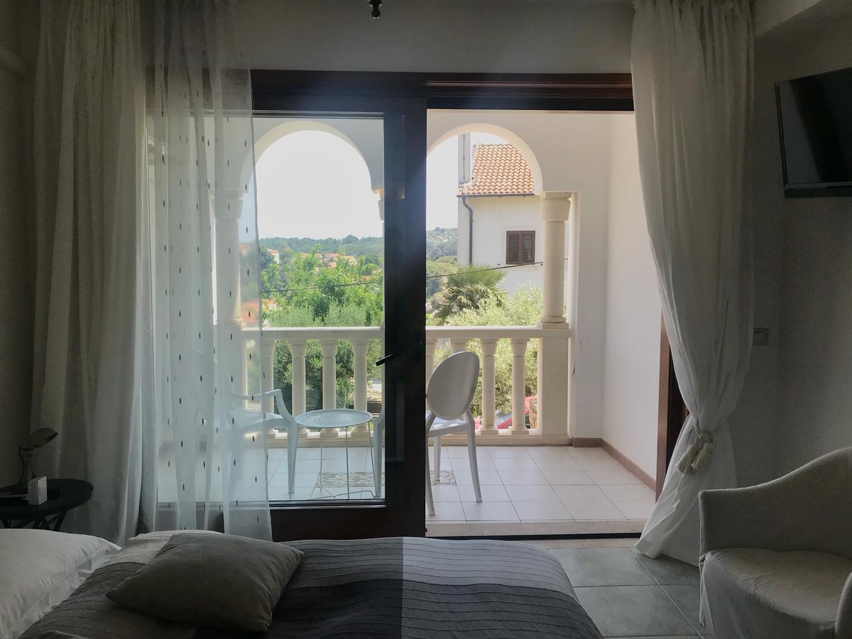 Villa Alma Veli Losinj Exterior photo